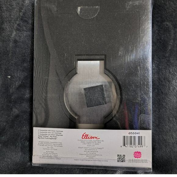 NEW - Sizzix Framelits Flip Its ''Card, Ornate Flip Its#2 "Metal Die 658841 - Picture 3 of 3